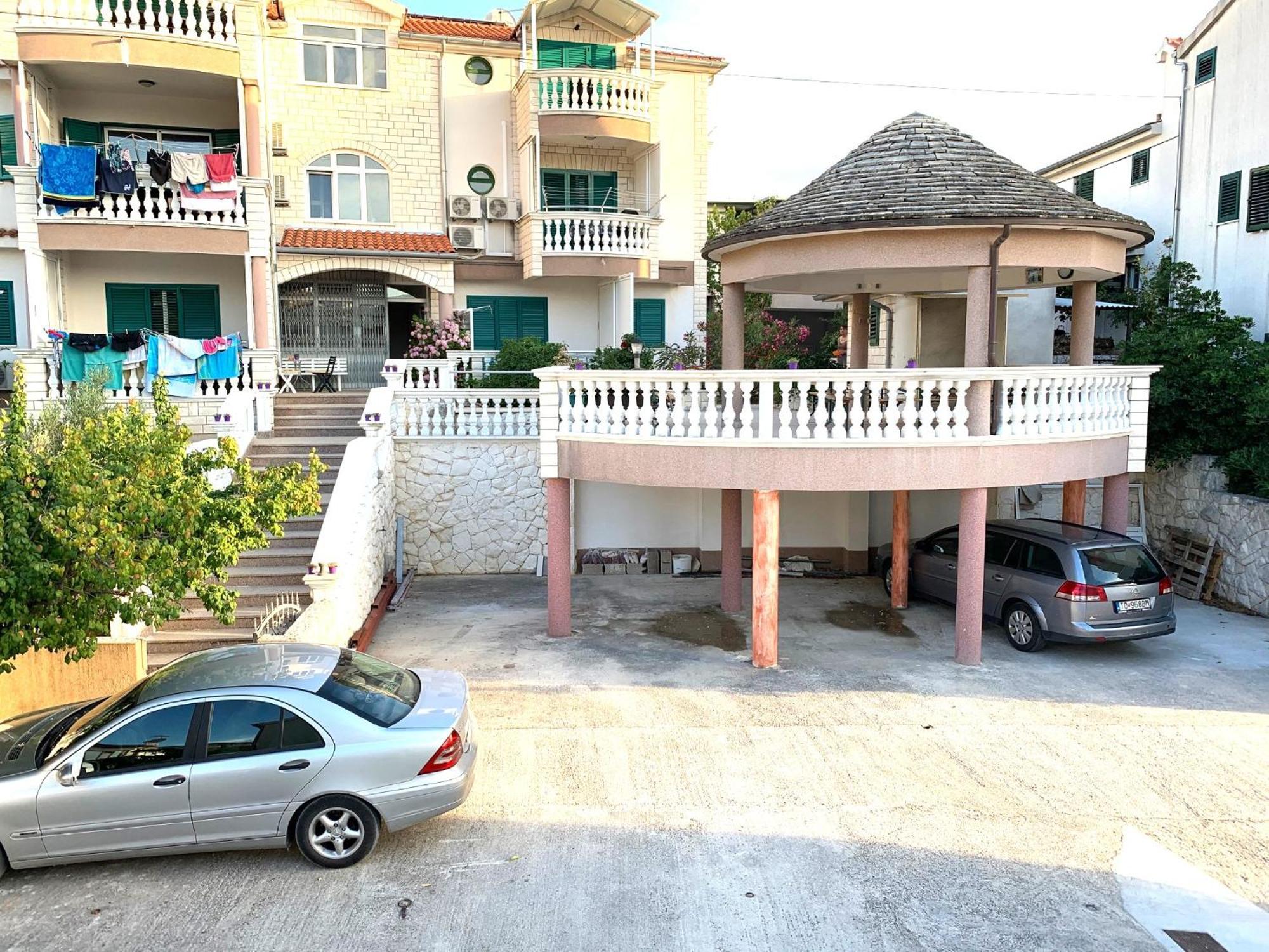 Apartments Bilo - Jela & Ivan Dolac Esterno foto